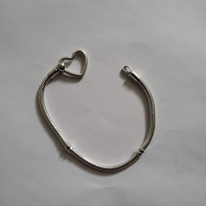 Pandora Moments Heart Closure Snake Chain Bracelet